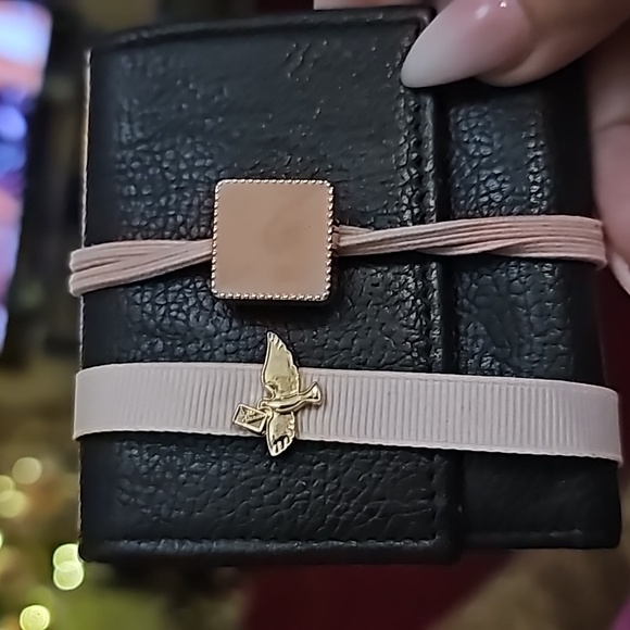 Tory Burch "Love Relentlessly" Ribbon Bracelet + Extras💗 - Picture 4 of 13